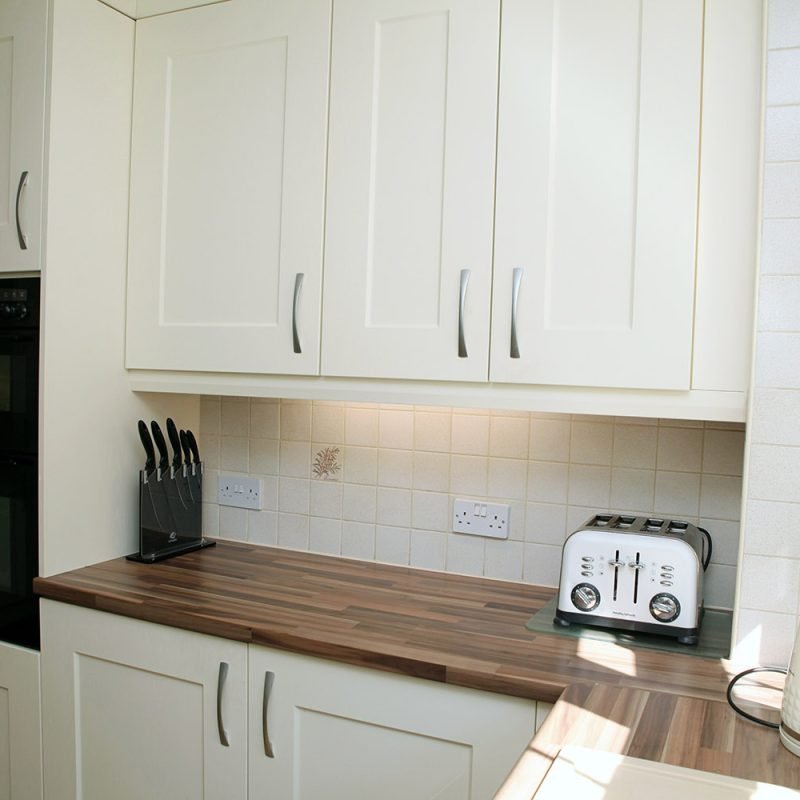 Transform Kitchen Doors Job 1.6